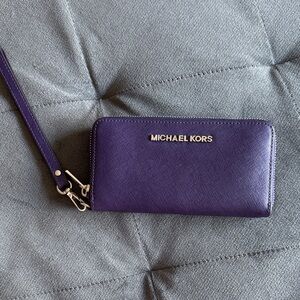 Michael Kors Violet Wristlet